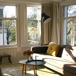** Bed & Breakfast Miauw Suites, Canal View City Centre Nederland